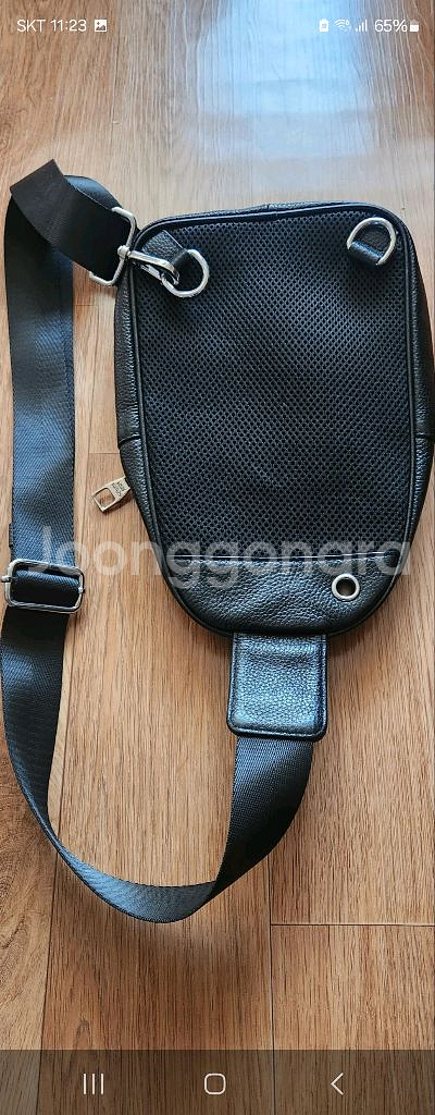 가격을 엄청 내렸어요/루이비통 메신저백--5