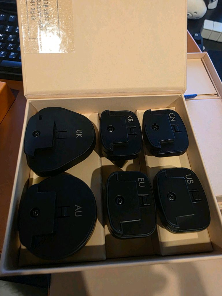 루이비통 땅부르 호라이즌 라이트업 이미지