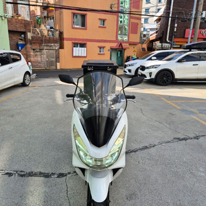 혼다 PCX 16년식 올뉴 화이트 오토바이 가성비 배달셋팅 팝니다