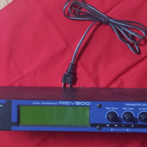 야마하 REV500 리버브앰프 이미지