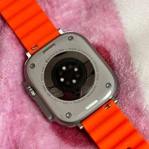 애플워치 울트라 2 셀룰러 49mm 내추럴 티타늄