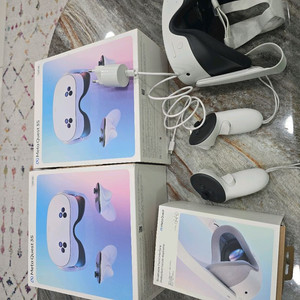 메타 퀘스트 3S VR 2셋트 일괄로 팔아요