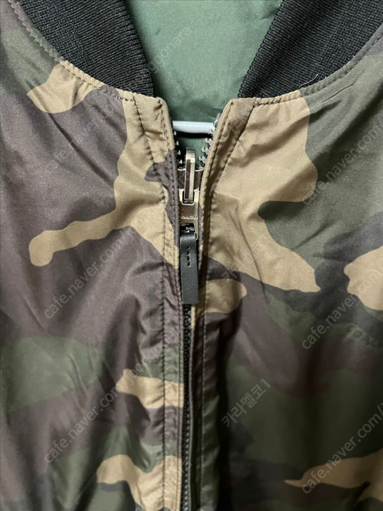 코치 카모 패턴 양면패딩 점퍼--5