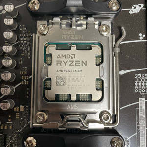 고수율 리이젠 7500f + asus G15DS용 B650m 보드