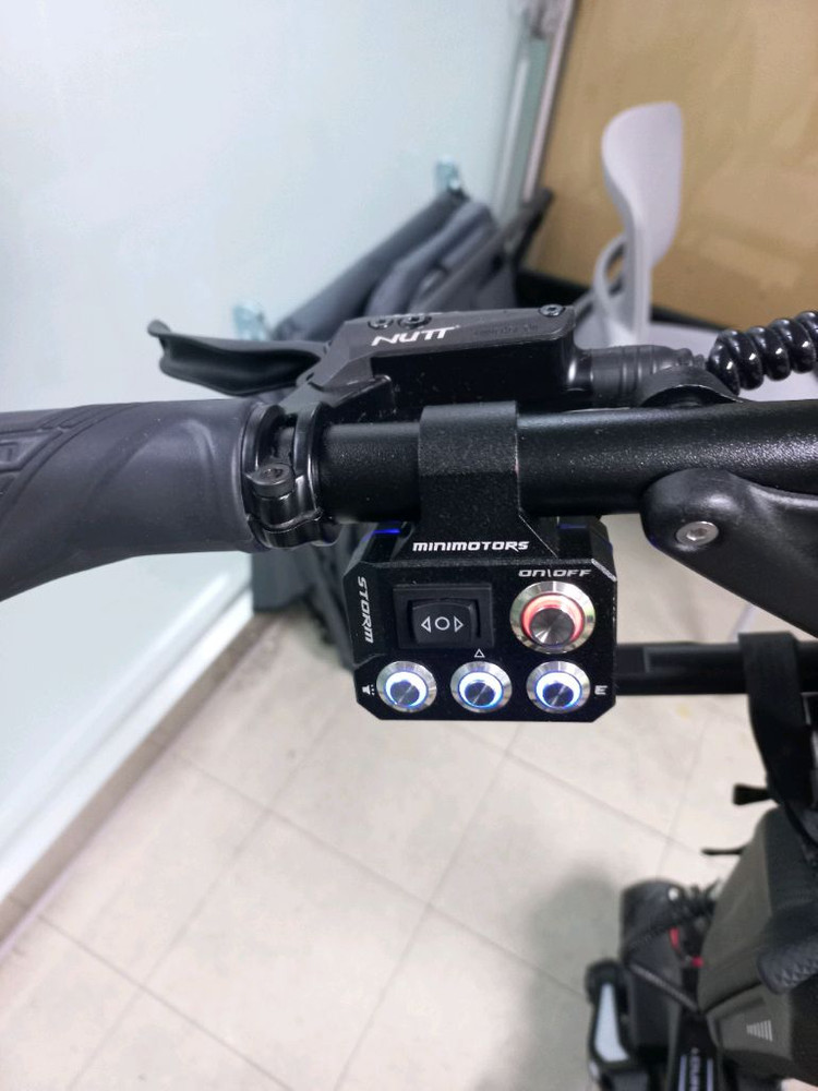 듀얼트론 스톰업 이미지