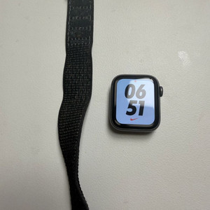 애플워치 4 나이키 40mm 셀룰러