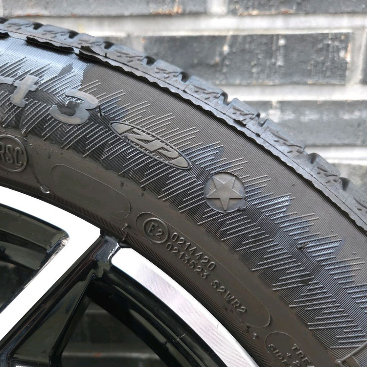 BMW X3 X4 887m 19인치 휠타이어 이미지