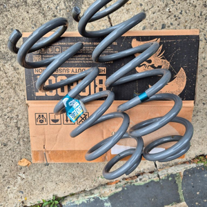 기어레이용 후륜빅풋 스프링팝니다