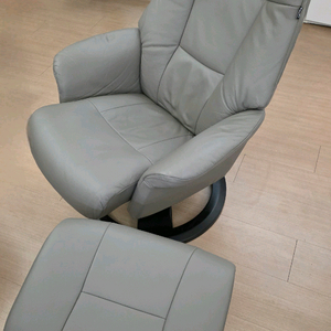 IMG 삼바2 리클라이너 의자+오토만