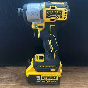 디월트 충전임팩 드라이버 DCF845 배터리포함