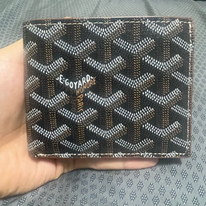 고야드 빅투아르 반지갑