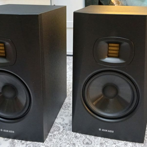 ADAM Audio T7V 7인치 스피커 ( 신품 )