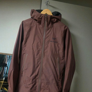 아크테릭스 고어텍스 후디