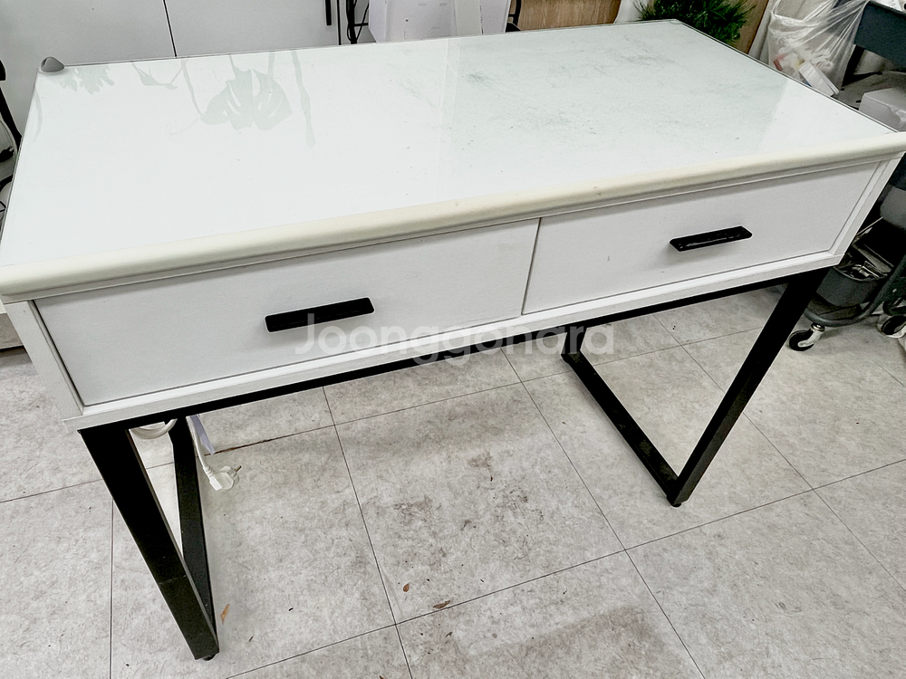 네일 가구(테이블 진열장 수납장 패디체어)--2