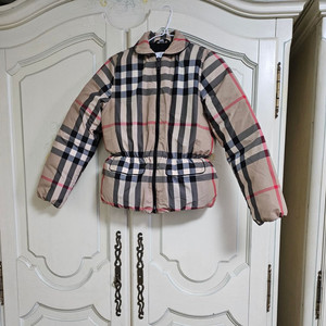 버버리 키즈 몰리 패딩(152/12y)