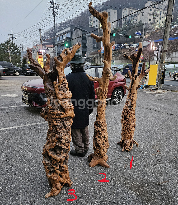 고급 원목옷걸이 스탠드옷걸이 옷걸이행거 원목행거 옷걸이스탠드 대추나무 스탠딩옷걸이 팝니다.--2