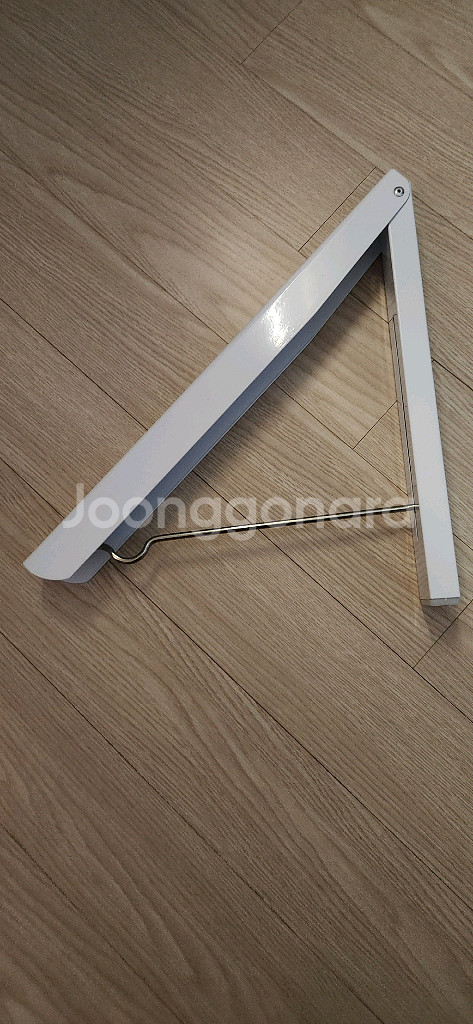 벽걸이 행거 싸게 팝니다.--0