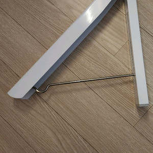 벽걸이 행거 싸게 팝니다.