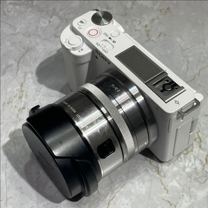 소니 ZV-E10 미러리스 카메라