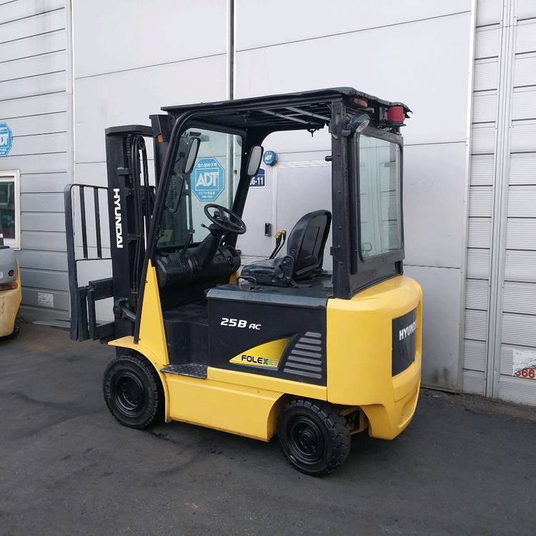 전동지게차 현대 포레스 2.5톤 사이드쉬프트 장착 3단 4700MM 이미지