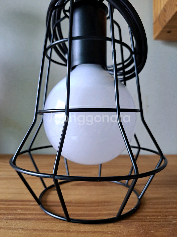 1등용 블랙 스틸 펜던트 조명 새상품--4