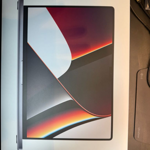 M1 맥북 프로 16인치 램 32기가 ssd 512gb 판매합니다