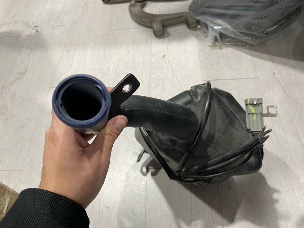 마세라티 그란투리스모, 콰트로포르테 워셔액통 이미지