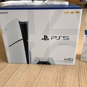 PS5슬림 디스크 에디션(듀얼센스1개포함)+ 듀얼센스3개+충전거치대+게임팩3 풀박스 이미지