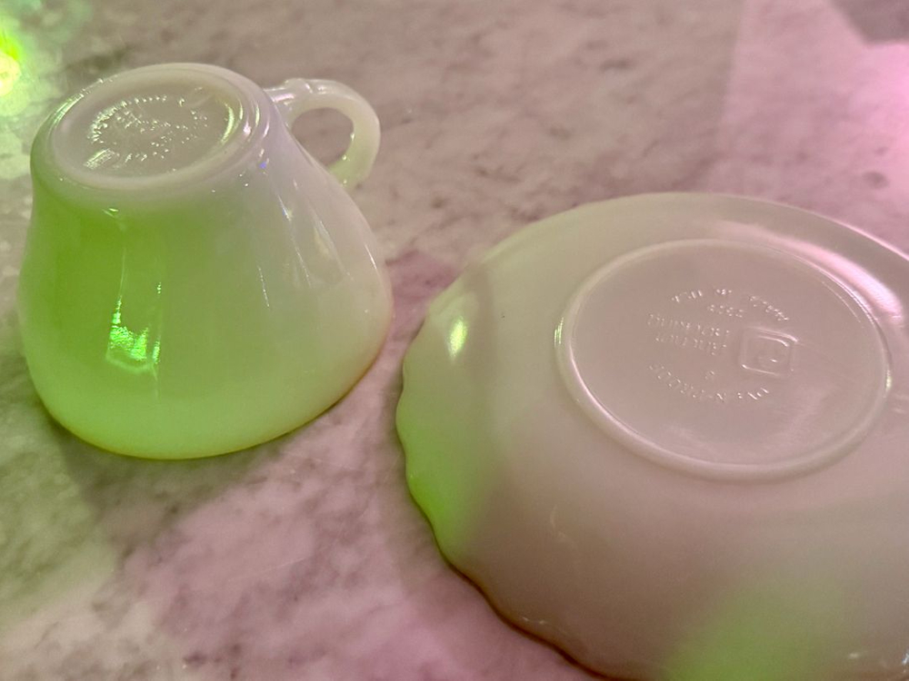 앵커 호킹 빈티지 밀크글라스 커피잔 이미지