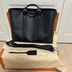 루이비통 위켄드 토트 NM