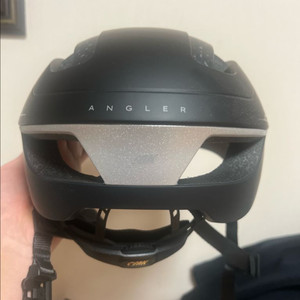 크랭크 앵글러 자전거 헬멧