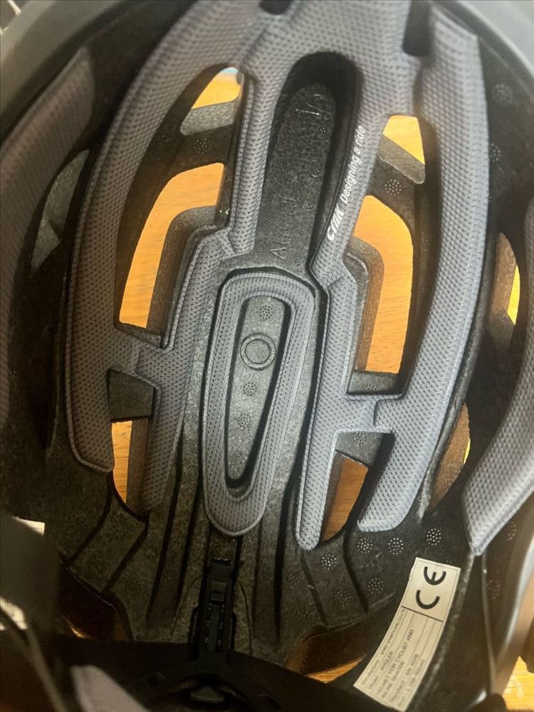 크랭크 앵글러 자전거 헬멧--3