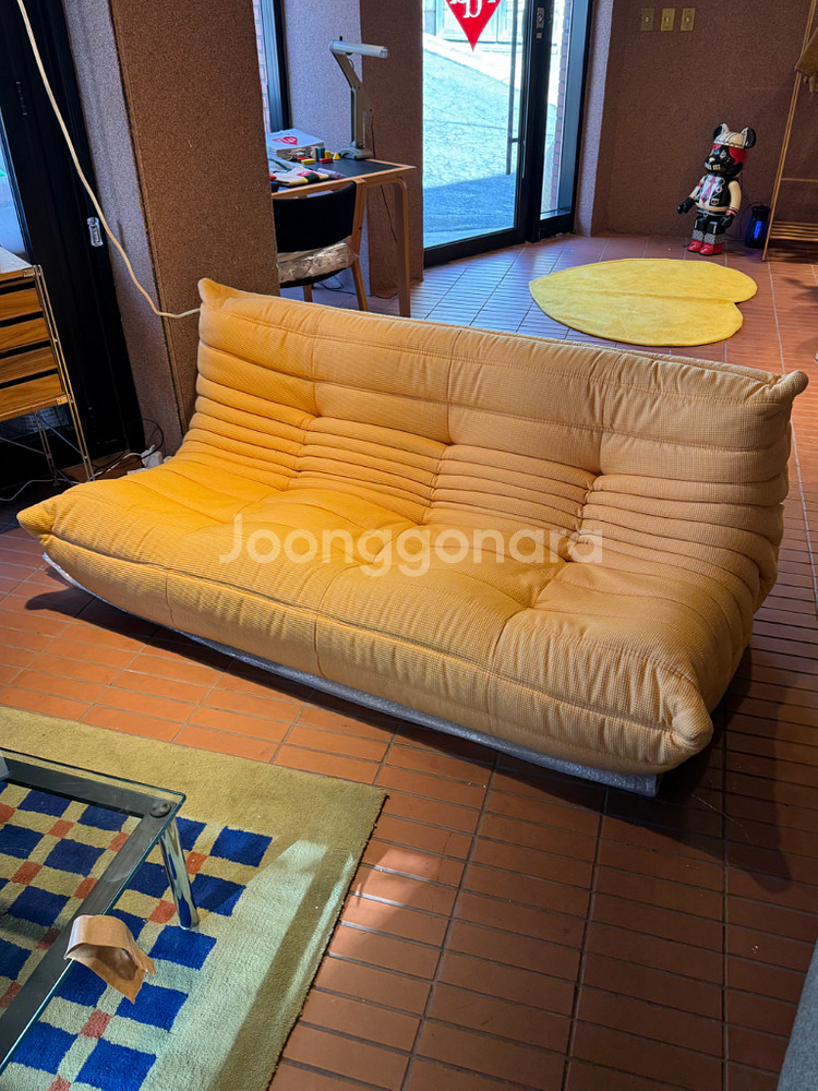 ligne roset 리네로제 토고 소파 (3시트) 팝니다--0