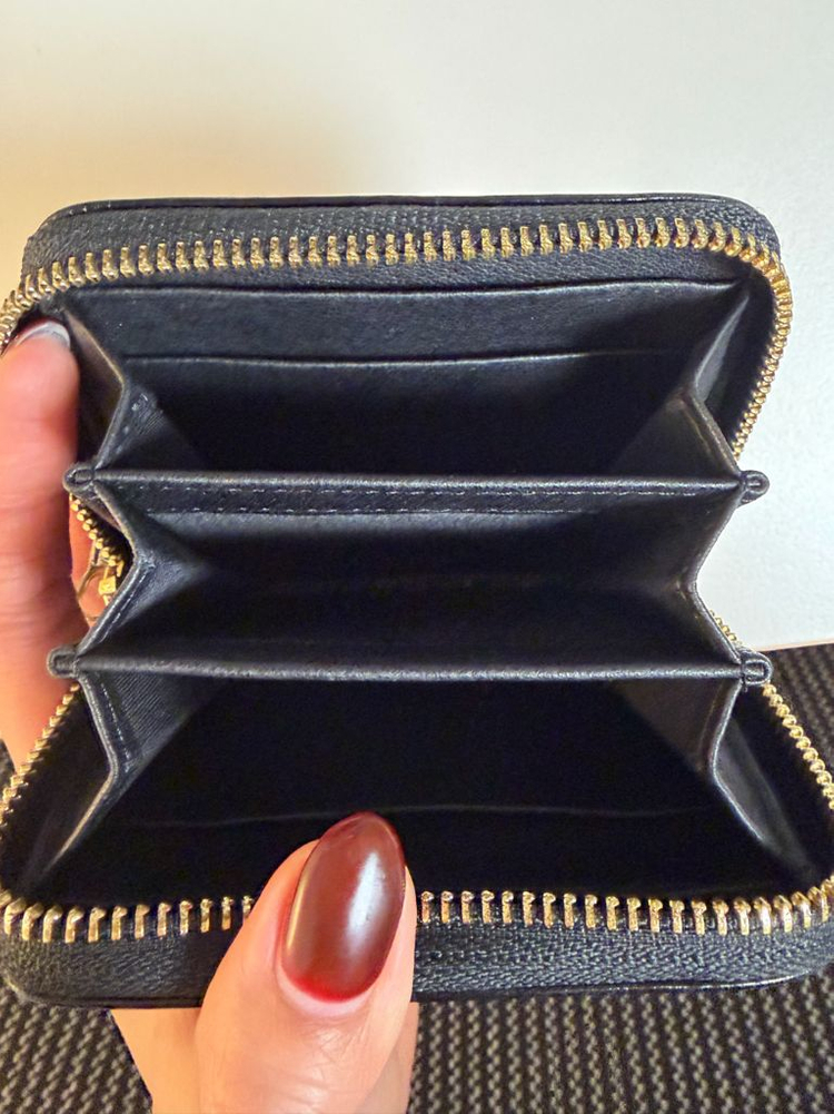 여성 블랙 카드지갑 이미지