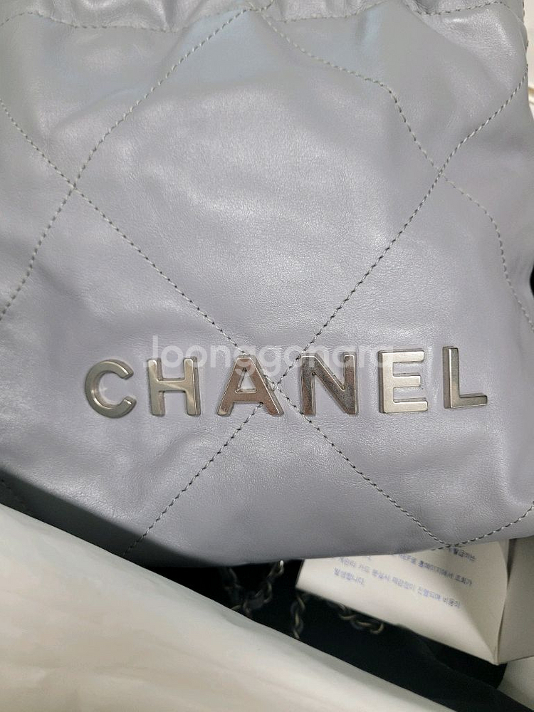정품 샤넬 22백 미니 그레이(한정 컬러)--5