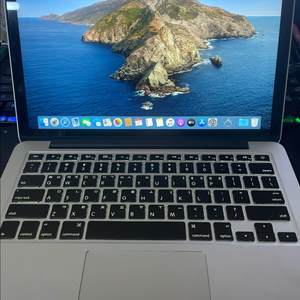 맥북프로 13인치 팝니다.