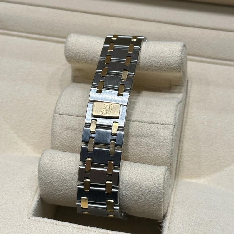 오데마피게 로얄오크 데이데이트 문페이즈 옐로우 골드 콤비 - 25594SA 36 mm 이미지