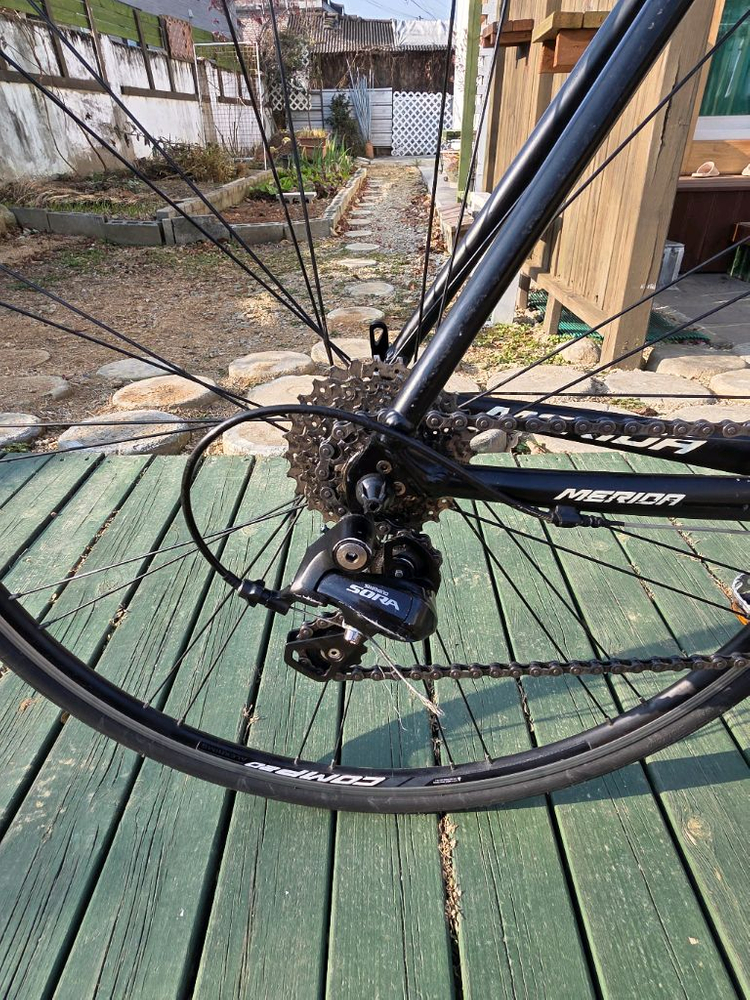 메리다 스컬트라100 로드자전거--4
