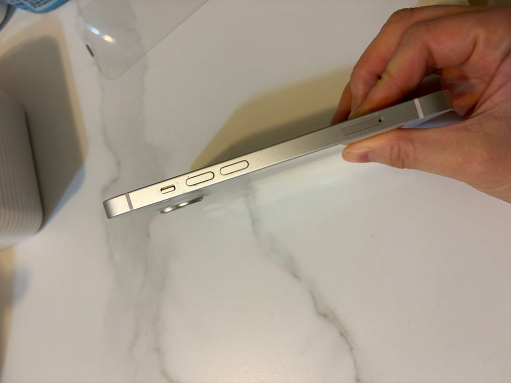 아이폰 14 프로 화이트 128GB 이미지