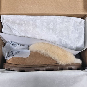 신세계정품 UGG 어그 코케트 슬리퍼 체스트넛 230mm 새상품