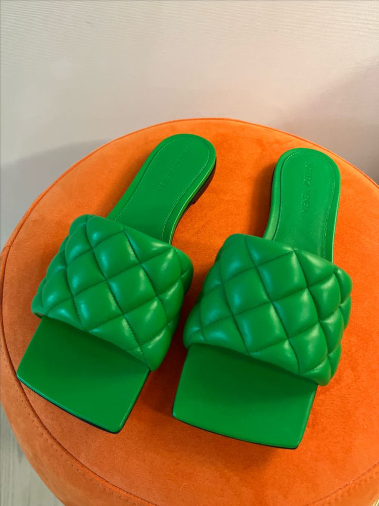 보테가베네타 퀼팅 뮬 슬리퍼--3