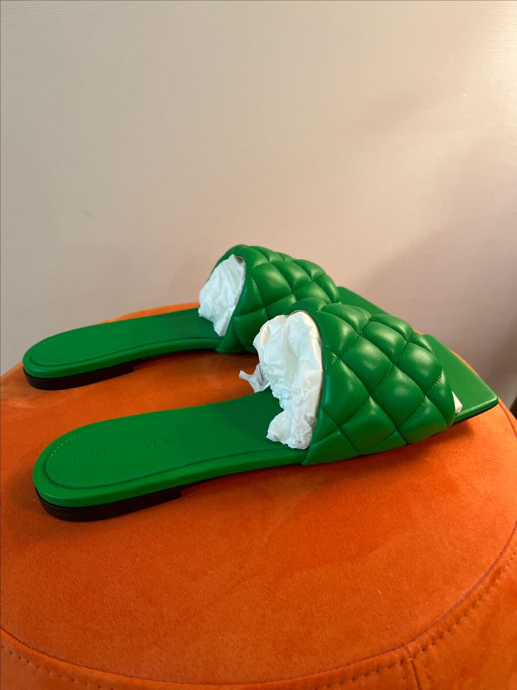 보테가베네타 퀼팅 뮬 슬리퍼--5