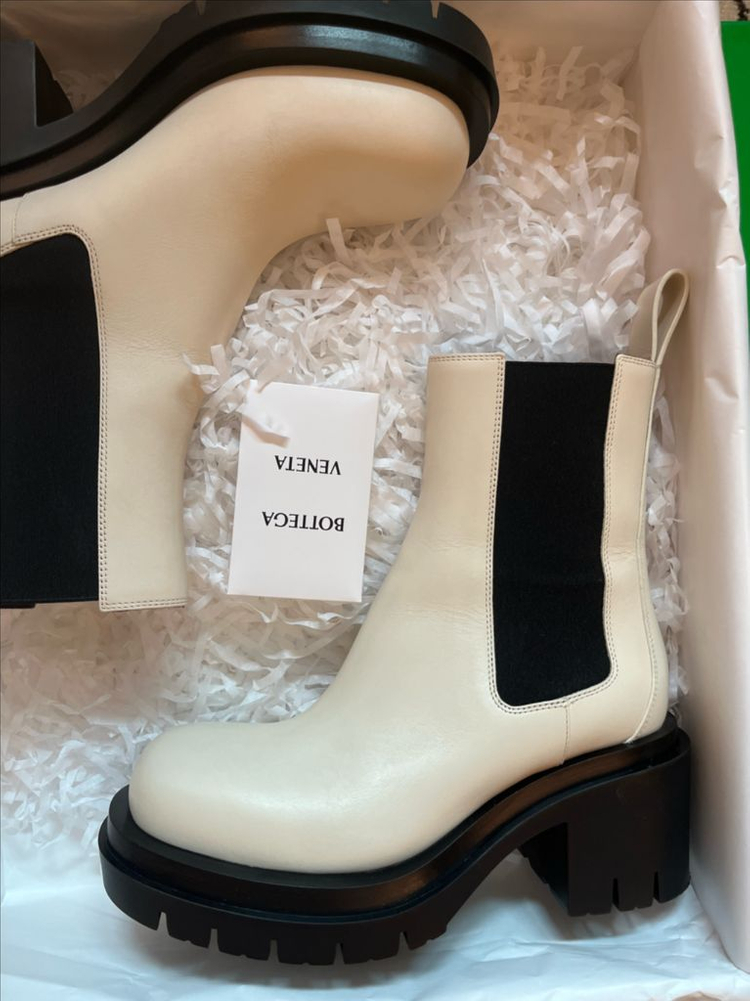 정품 보테가베네타 여성 첼시부츠--1