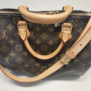 루이비통 반둘리에30 새상품