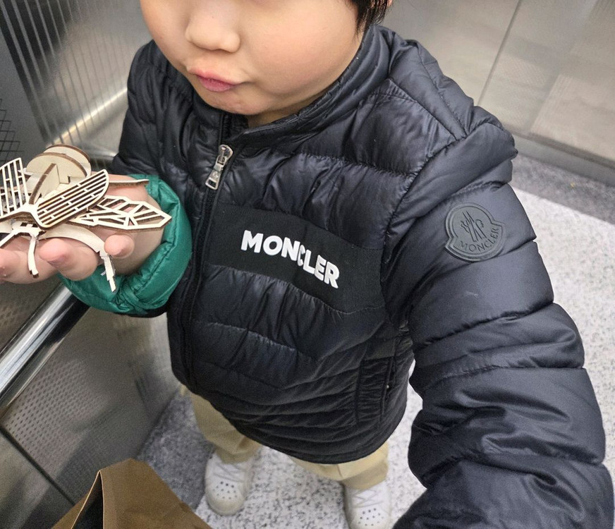 몽클레어키즈 10y 경량패딩 점퍼 자켓--9