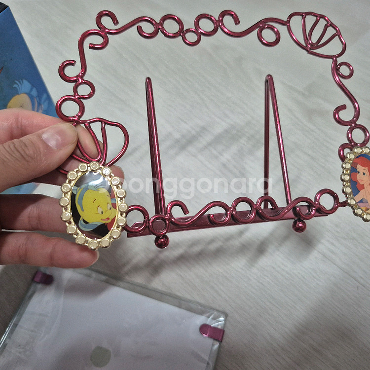 아리엘 철제 액자 세트 디즈니 인어공주 액자 기념품 장식 포스터액자 거치대--7