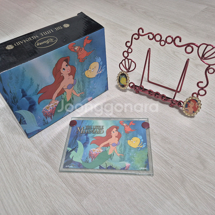 아리엘 철제 액자 세트 디즈니 인어공주 액자 기념품 장식 포스터액자 거치대--9