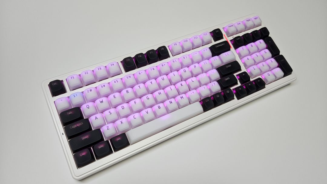 커스텀 기계식 키보드(독거미 AULA F99 + 리니어 Akko CS Wine Red + 젤리 푸딩(화이트+블랙)--9