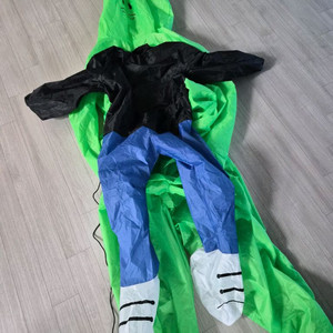 외계인 풍선옷 바람옷 코스프레 건전지 동봉 쓸데없는 선물 웃긴