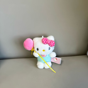 헬로키티 풍선 인형
